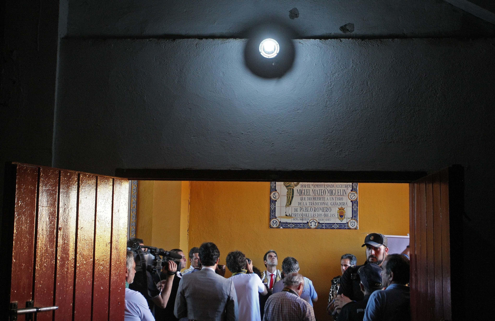 Las imágenes de la reaparición de José Tomás en Algeciras