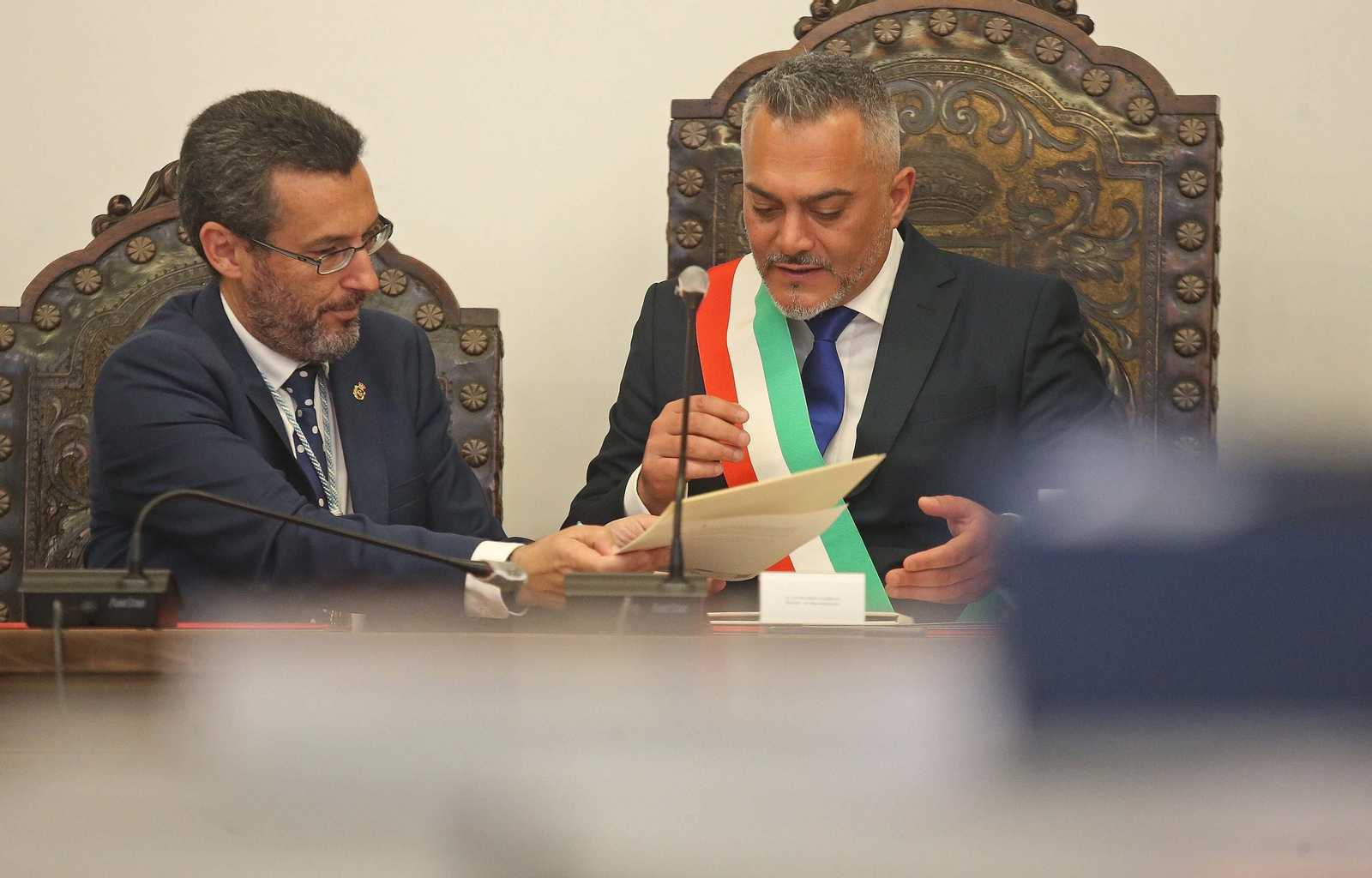 Fotos del acto de hermanamiento de La Línea con Buonabitacolo