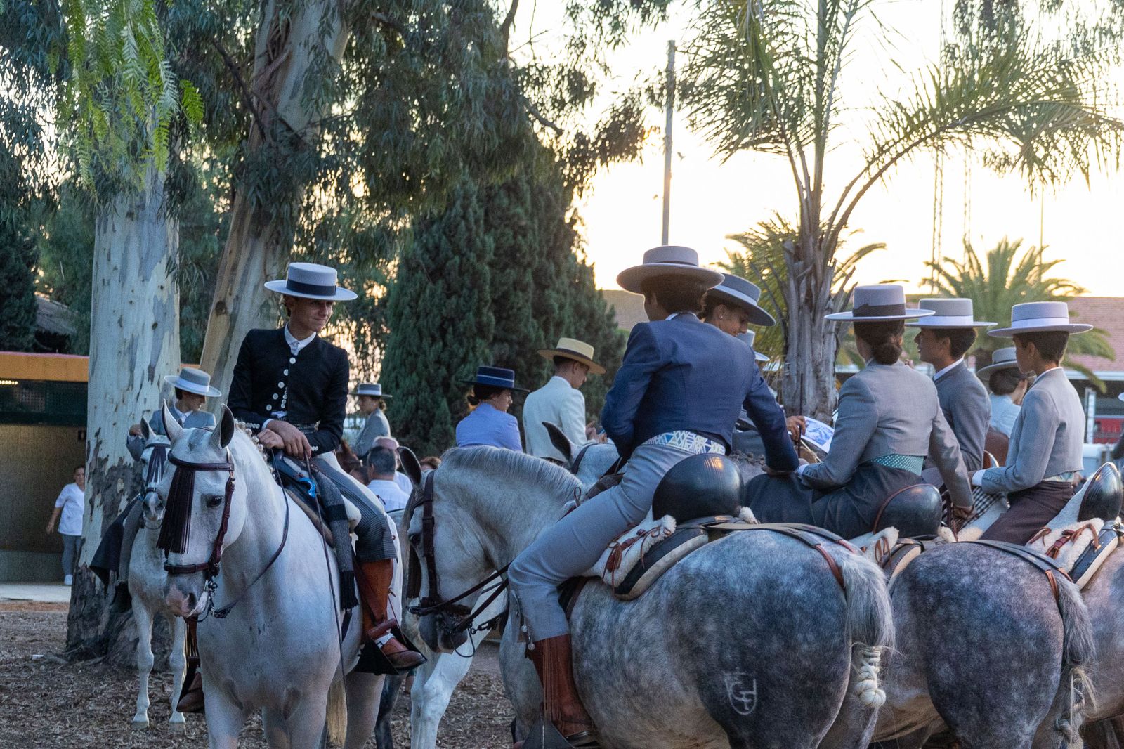 Feria del Caballo 2023: Imágenes del ambiente en la noche del sábado