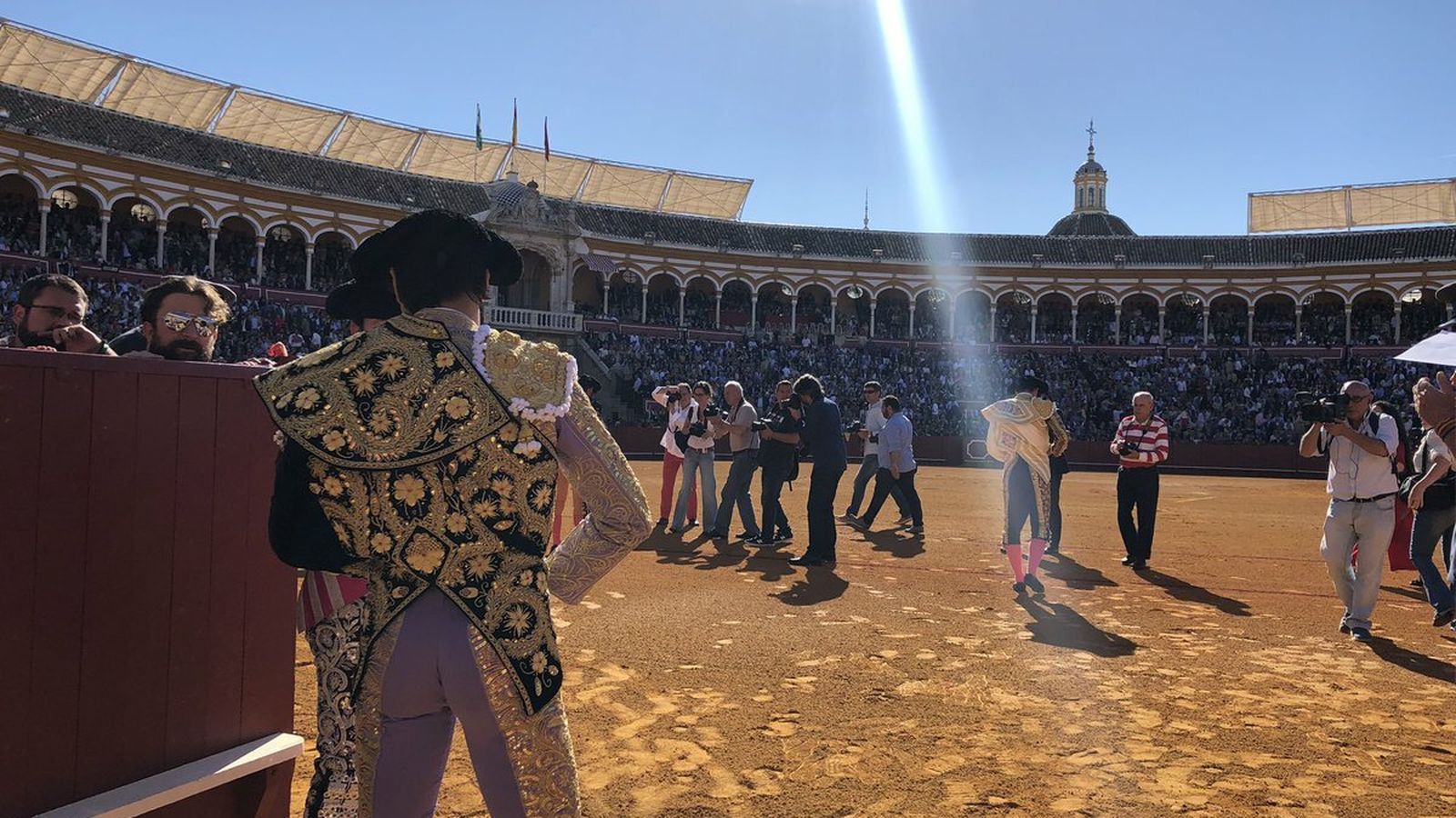 Paseíllo de la corrida de este viernes.