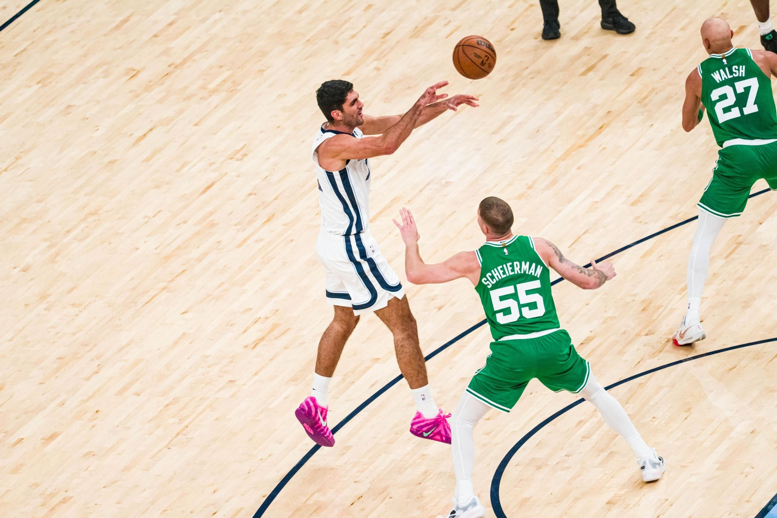 Aldama, ante los Celtics.