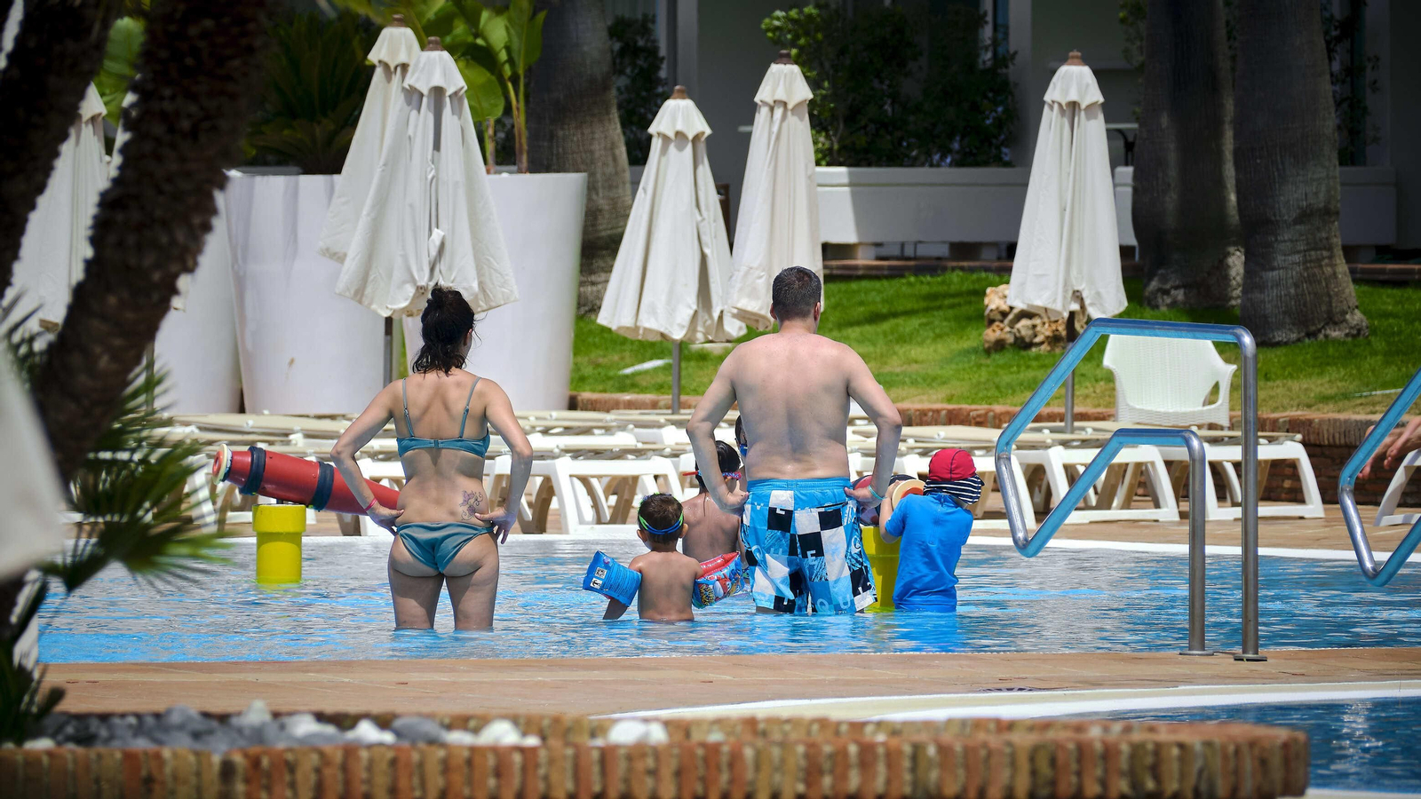 Una familia en un hotel chiclanero.