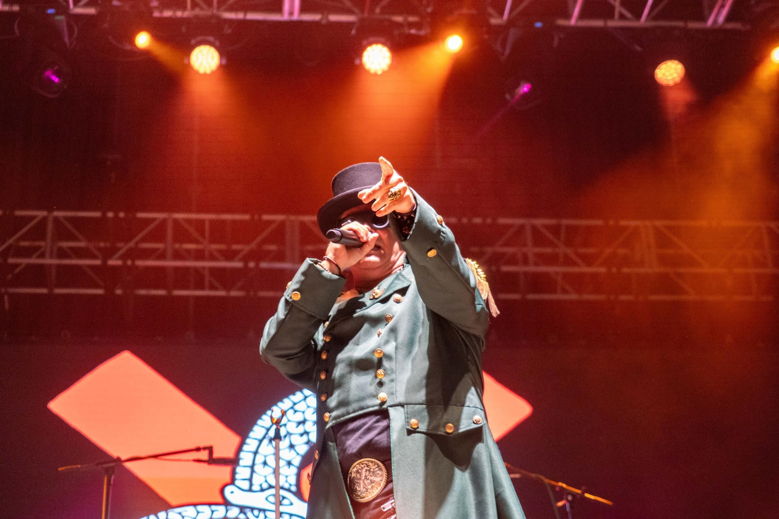 Colombinas 2025: Imágenes del concierto de Seguridad Social en las Fiestas Colombinas