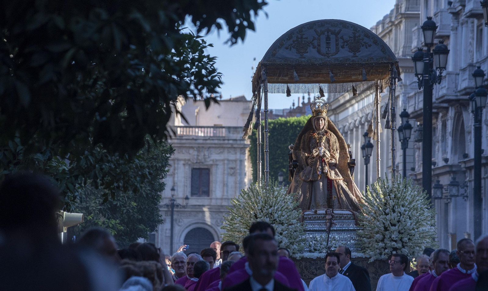 Todas las imágenes de la Virgen de los Reyes