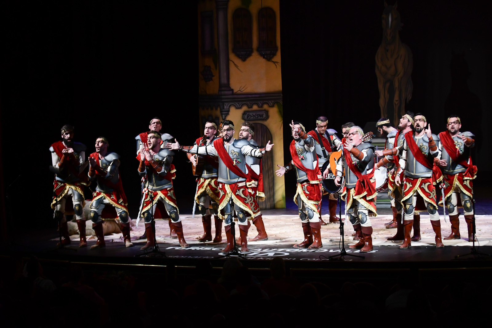Un momento de la primera semifinal, ayer, en el Gran Teatro. Un momento de la primera semifinal, ayer, en el Gran Teatro.