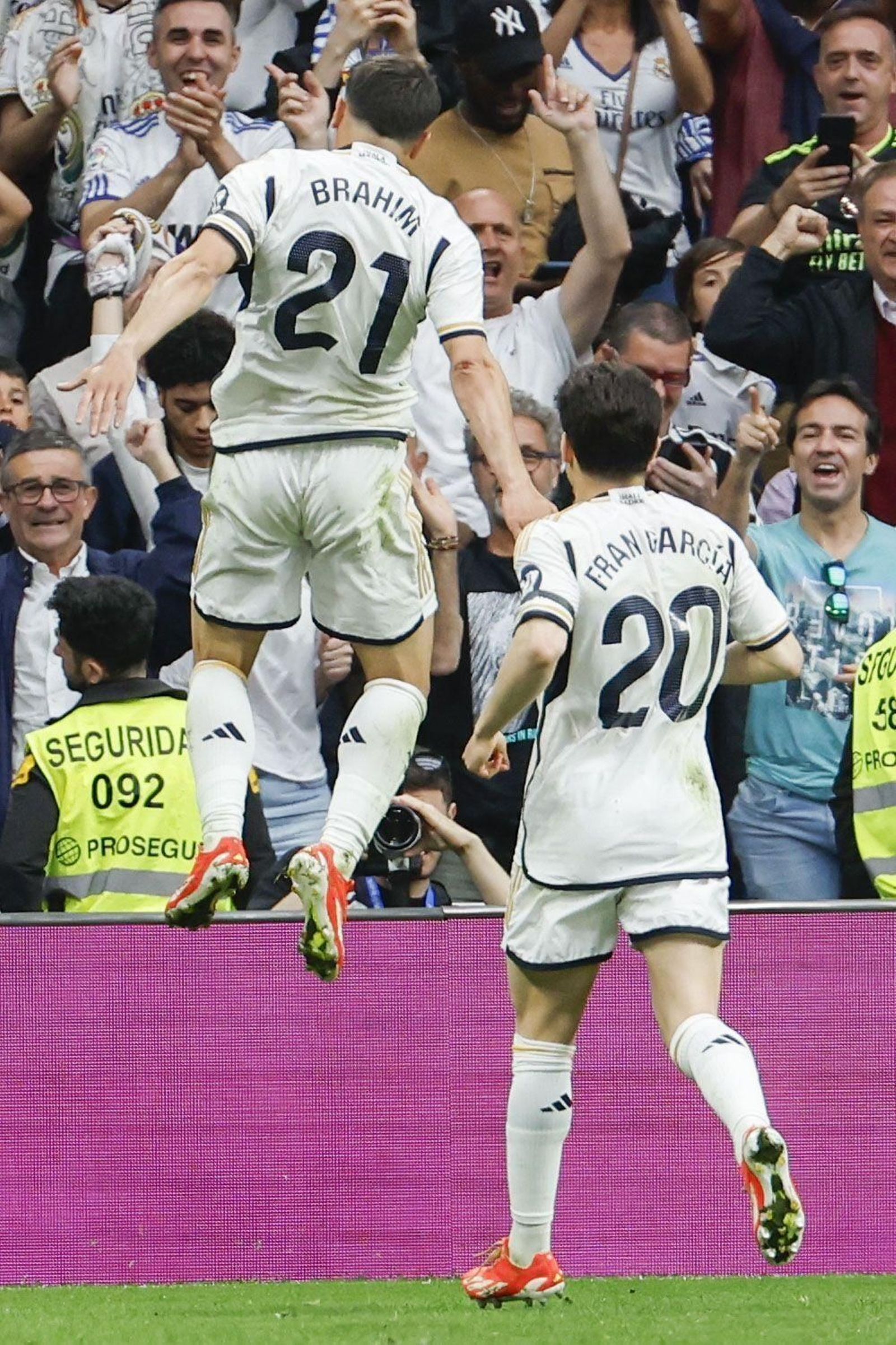 El espectacular gol de Brahim Díaz en el Real Madrid - Cádiz