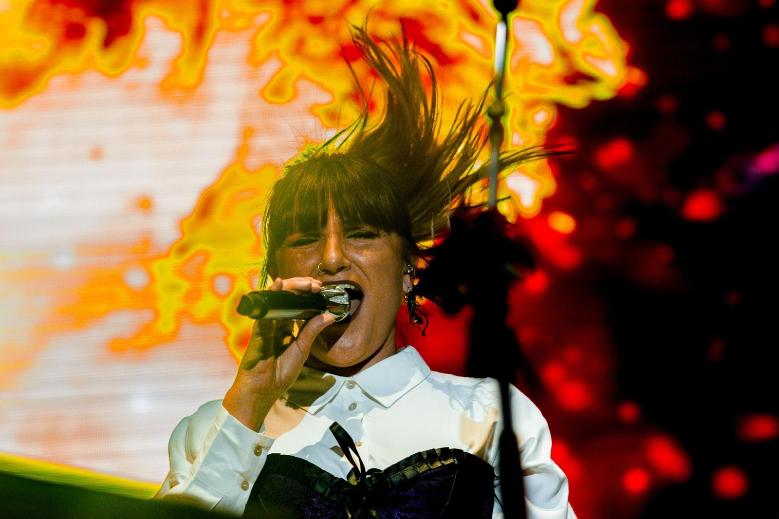 La catautora albaceteña Rozalén, en uno de sus conciertos.