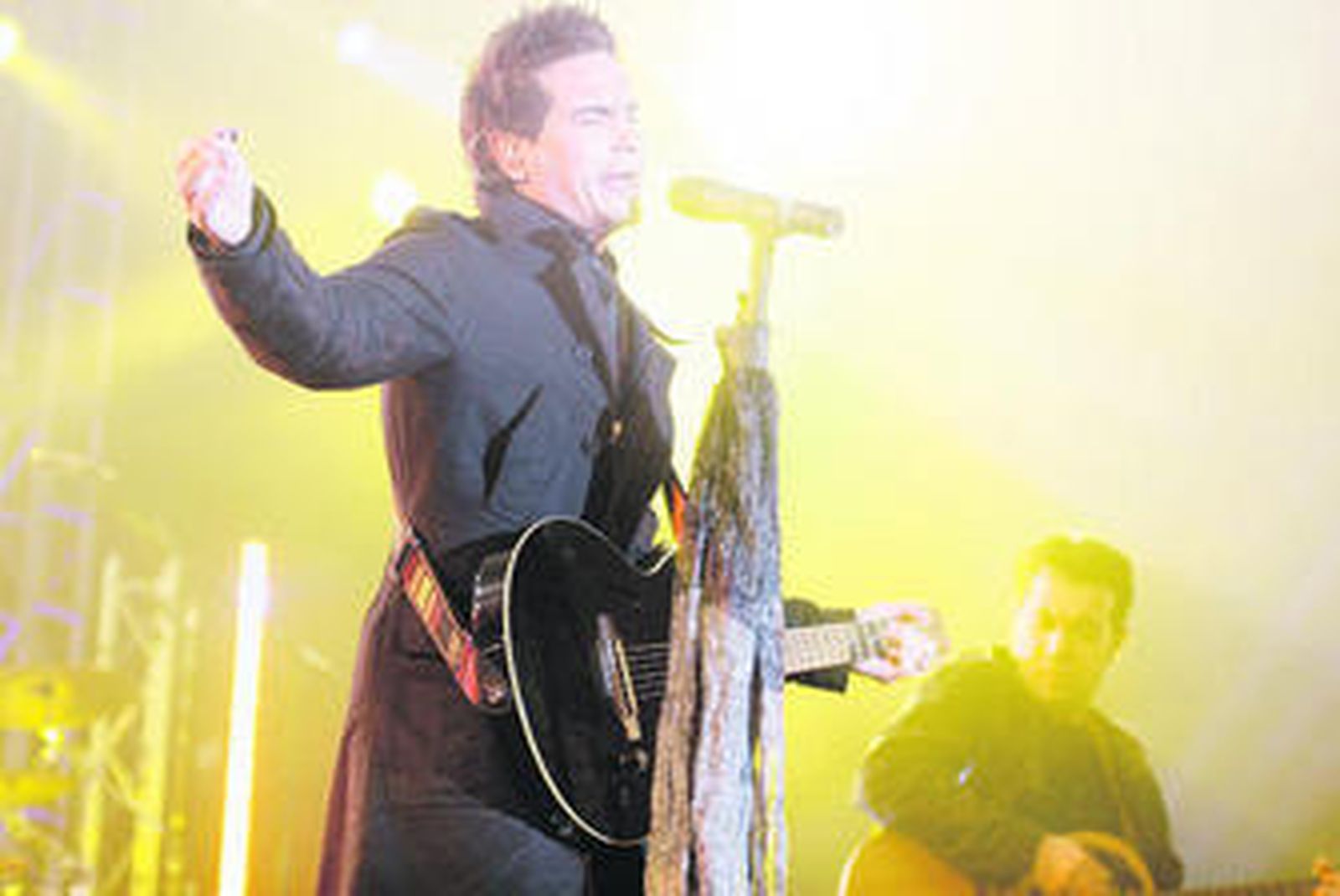 El cantante gaditano David de María en uno de sus conciertos en Almería.