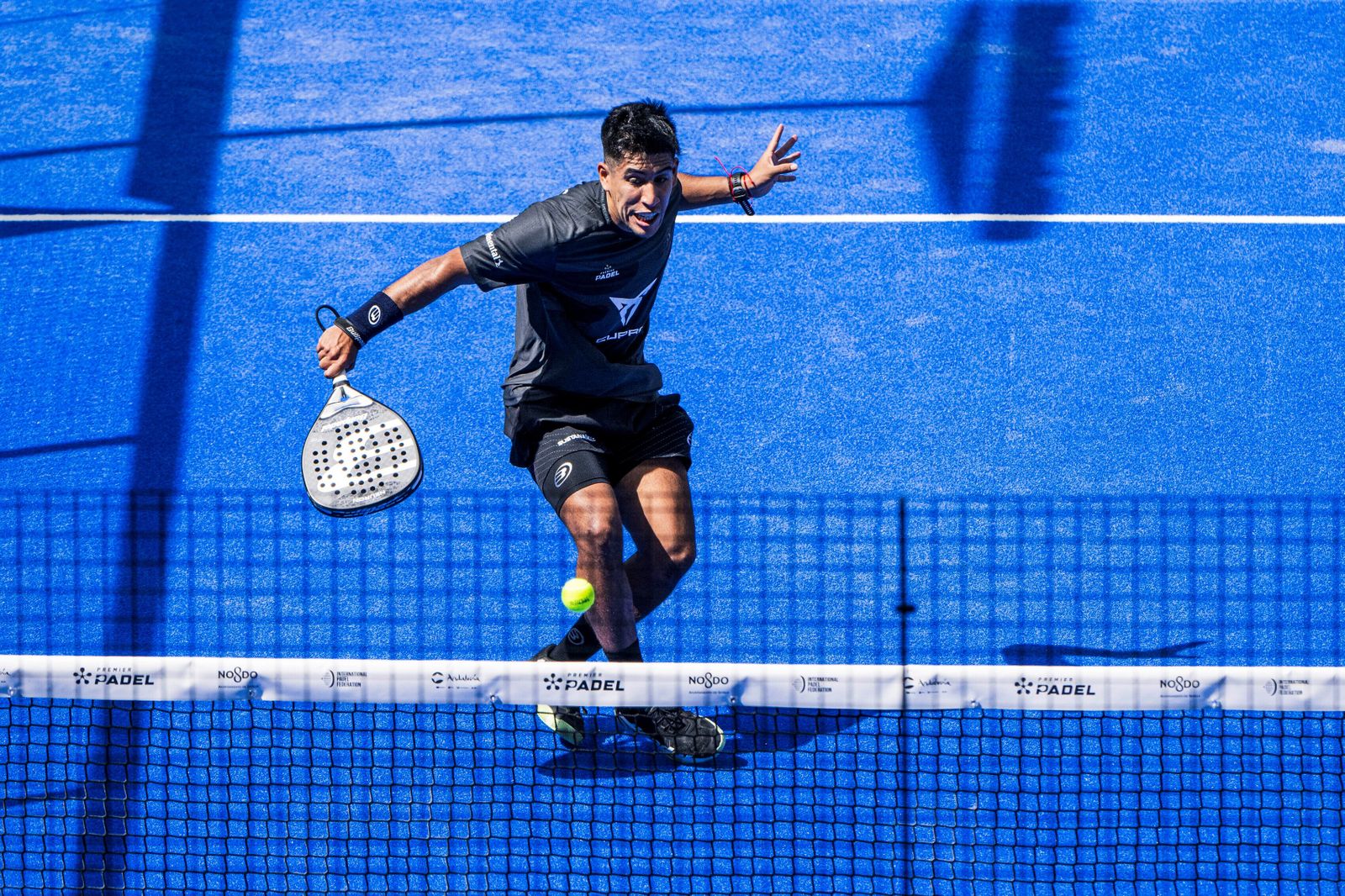 Las mejores fotos de la tercera jornada de pádel en el Estadio de la Cartuja