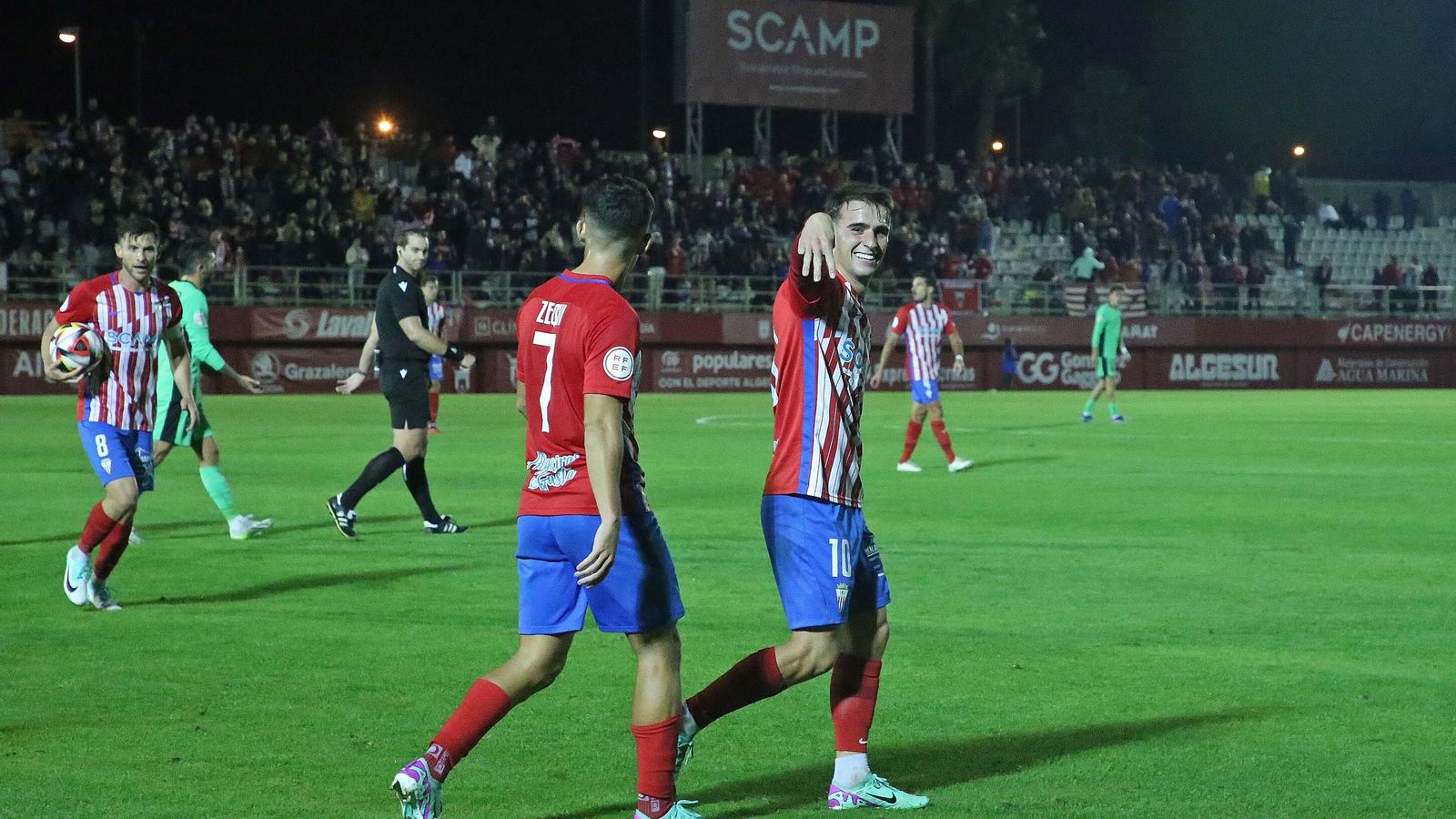 Las mejores fotos del Algeciras - Atlético de Madrid B