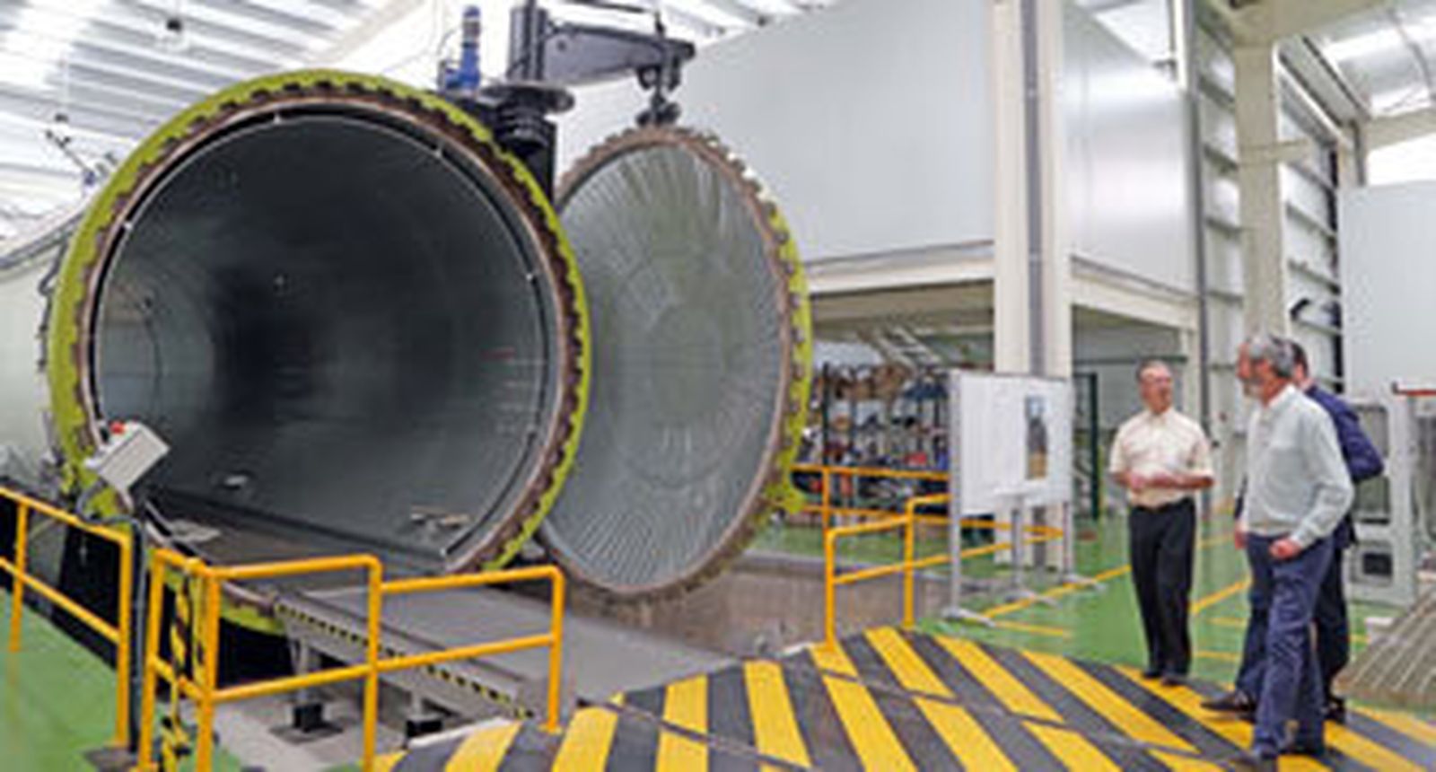 Suspenden la cotización de Carbures por dudas del auditor sobre sus cuentas