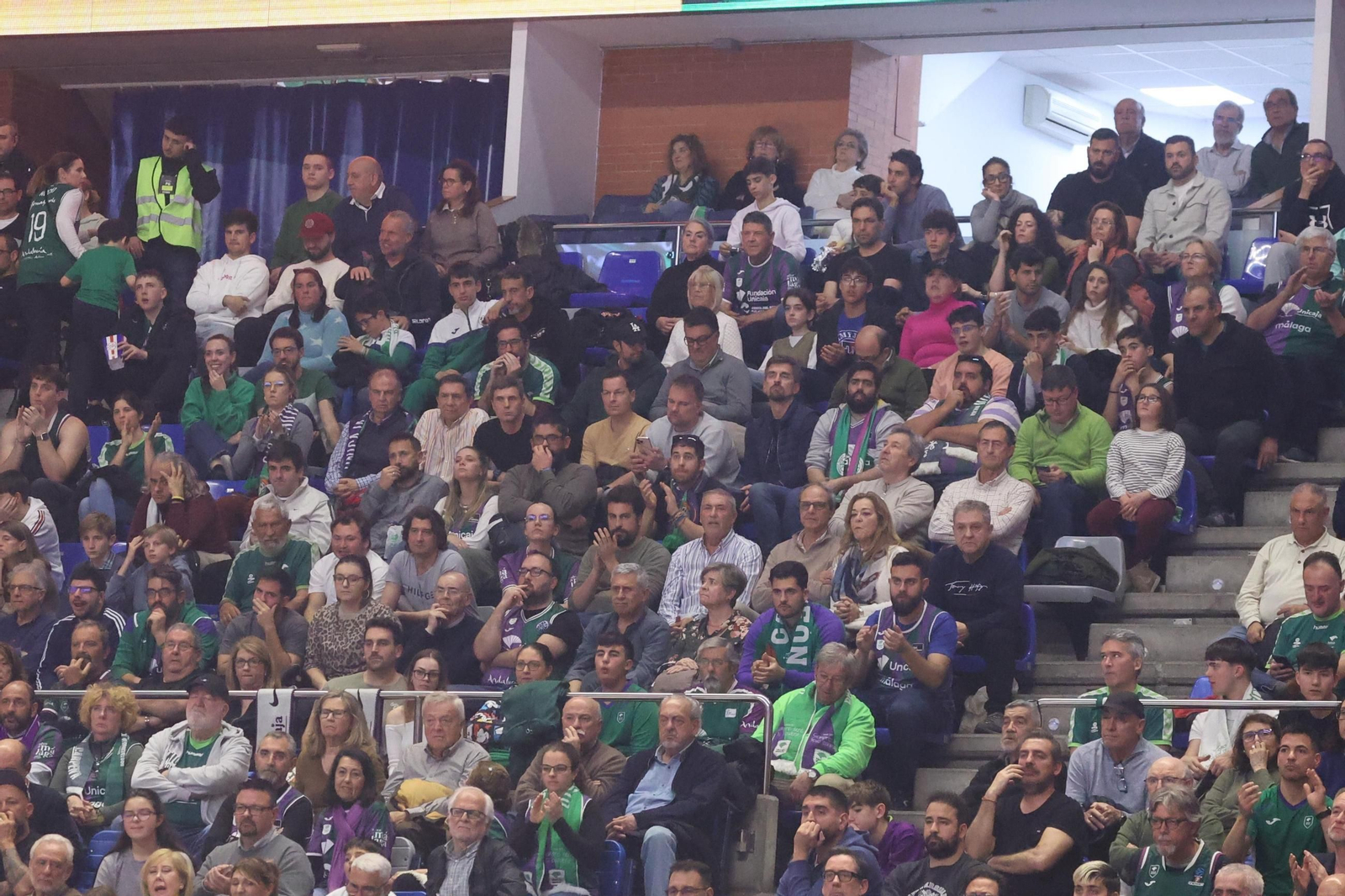 Búscate en las gradas del Carpena en el Unicaja-Covirán Granada