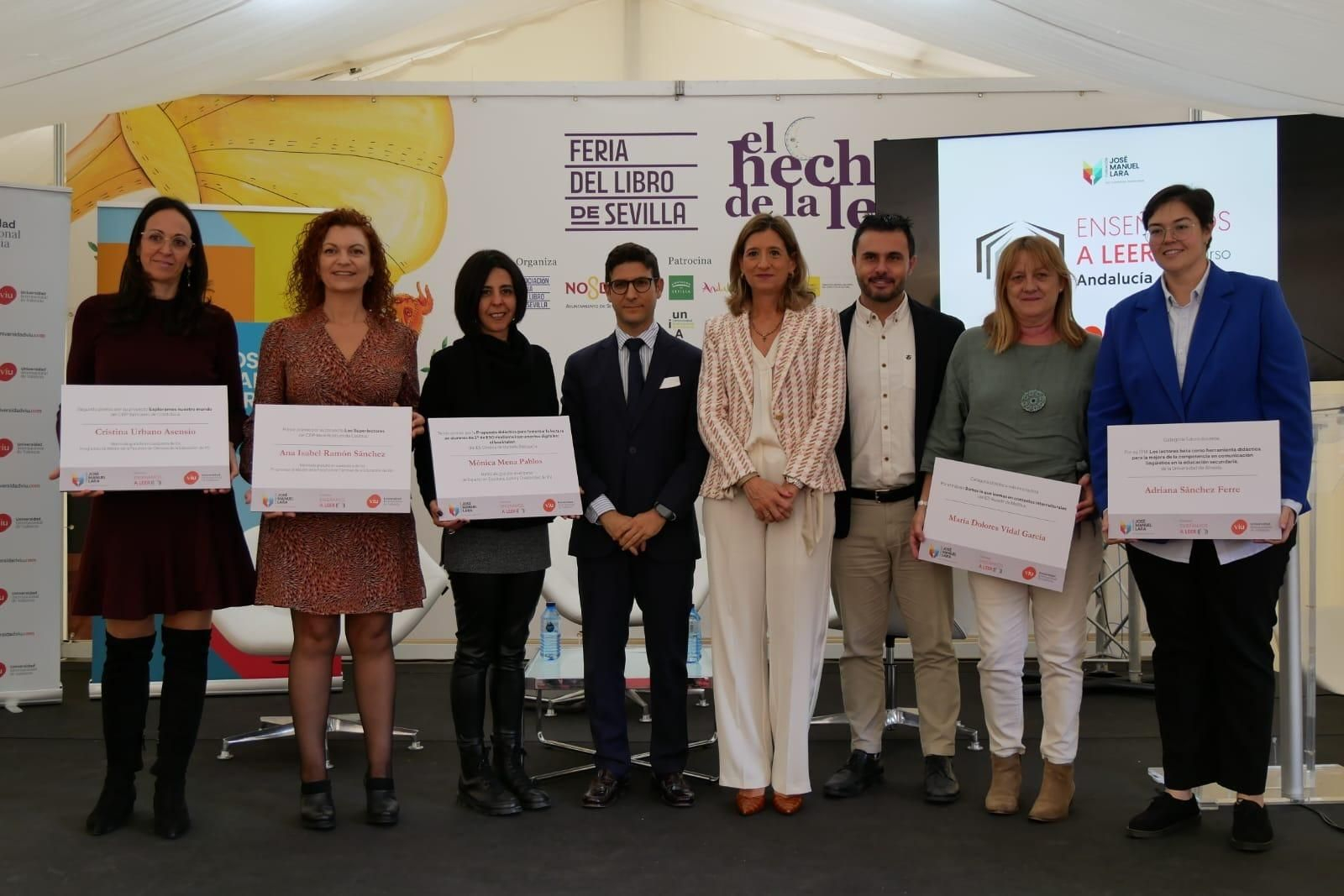 Los premiados del certamen 'Enséñame a leer' la edición pasada de 2023. Los premiados del certamen 'Enséñame a leer' la edición pasada de 2023.