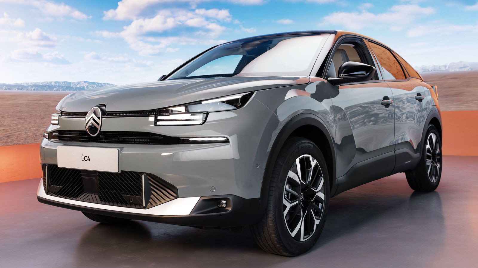 Citroën fue, por ventas, la segunda marca de Stellantis en España tras Peugeot; tanto en la categoría de turismos, con un 23,31 por ciento de las ventas del grupo; como en la de comerciales, con un 31,03 por ciento.