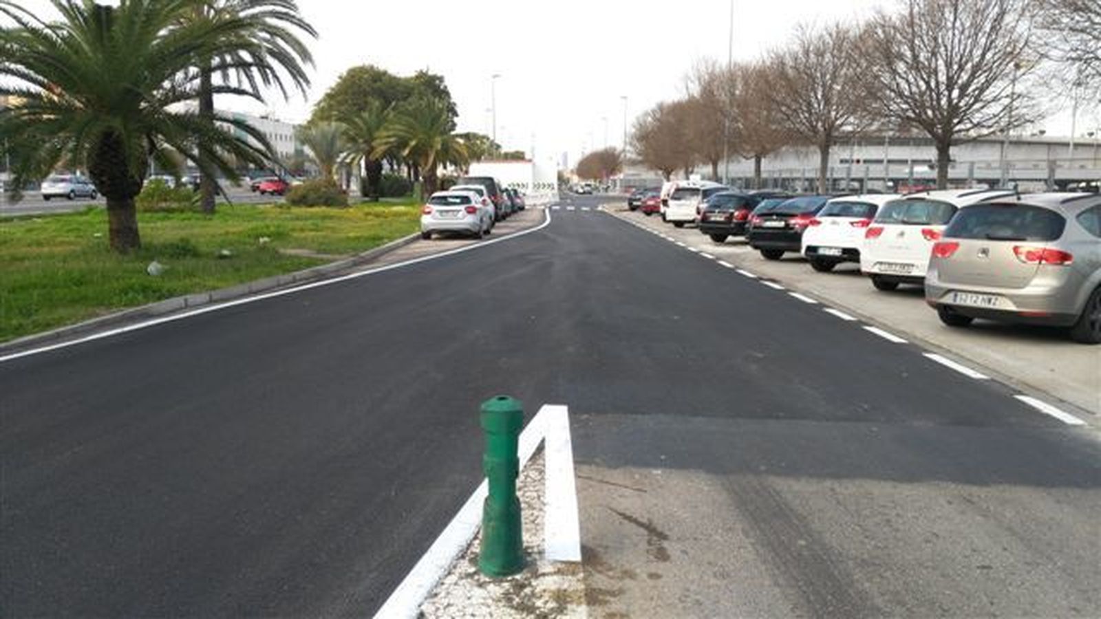 Estado en el que ha quedado una de las calles del polígono industrial