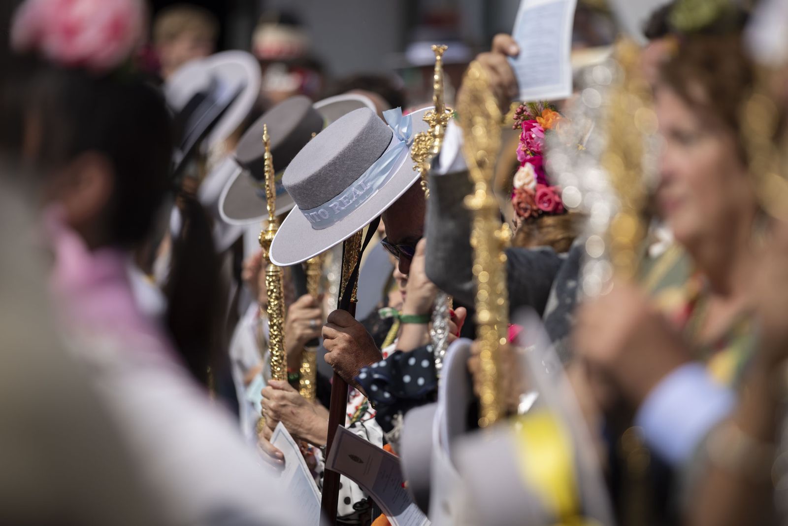 El Rocio 2023: Imágenes de la misa Pontifical del Domingo de Pentecostés