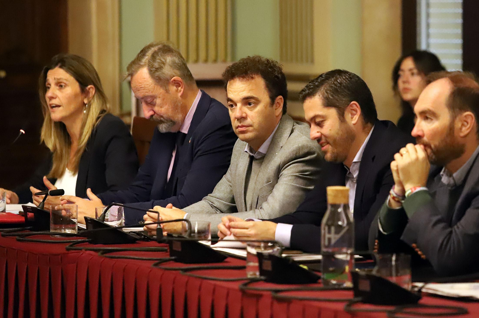 Imágenes del pleno celebrado en el Ayuntamiento de Huelva