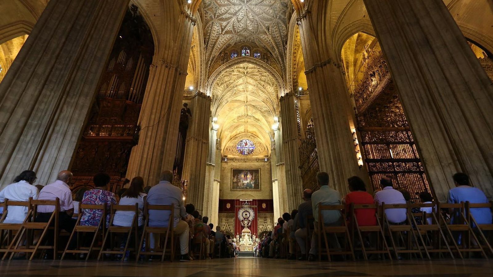 La novena a la Virgen de los Reyes.