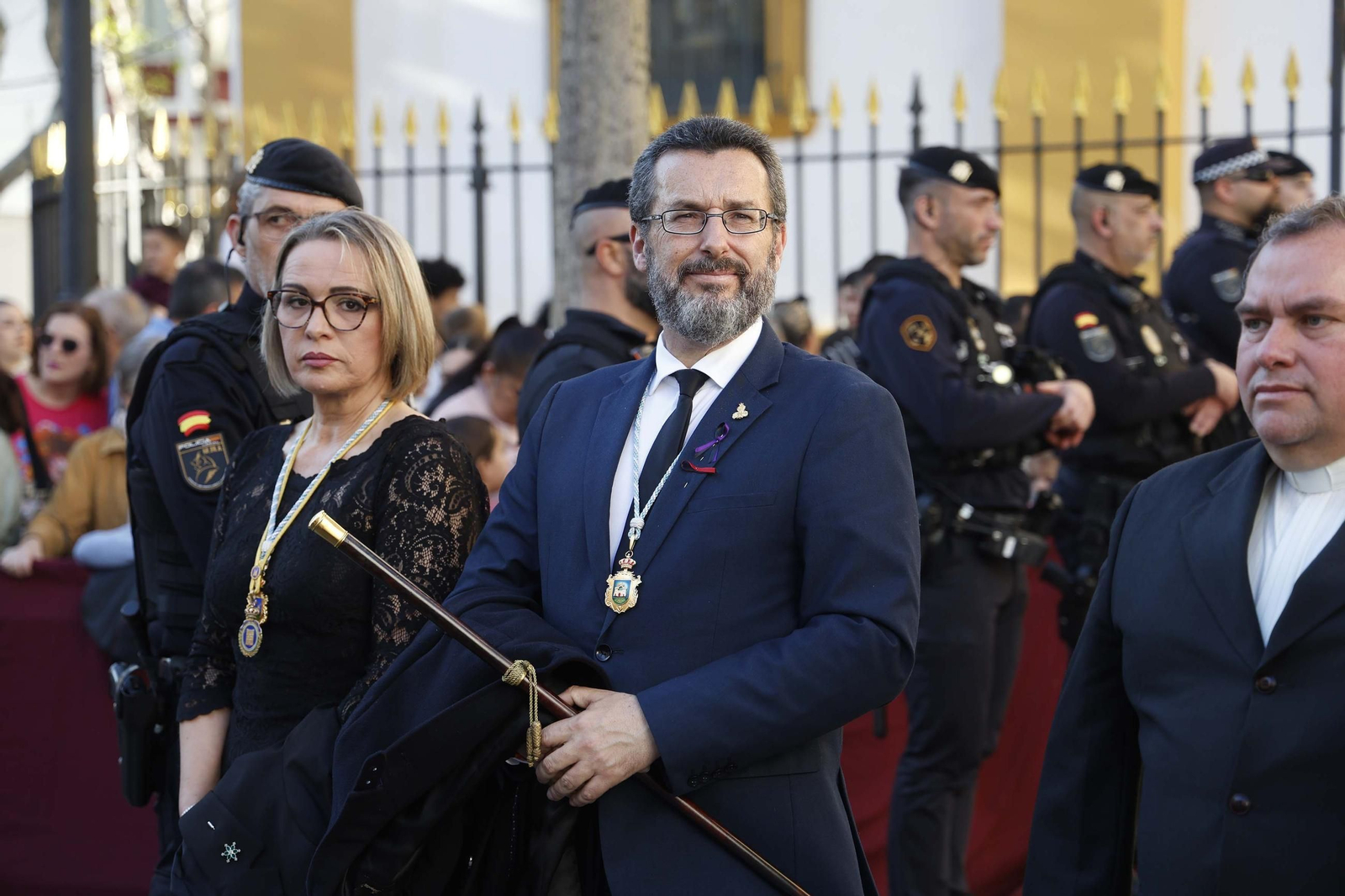 Fotos del Viernes Santo en La Línea: Cristo del Mar, Soledad y Santo Entierro, Cristo del Amor y Amargura
