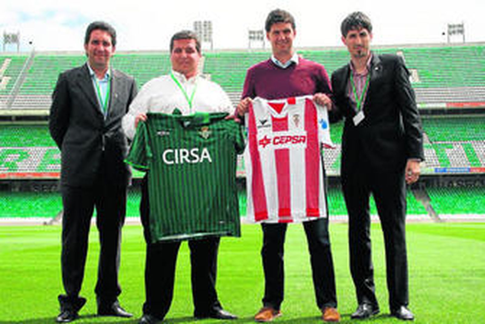 Cartel anunciador del partido.