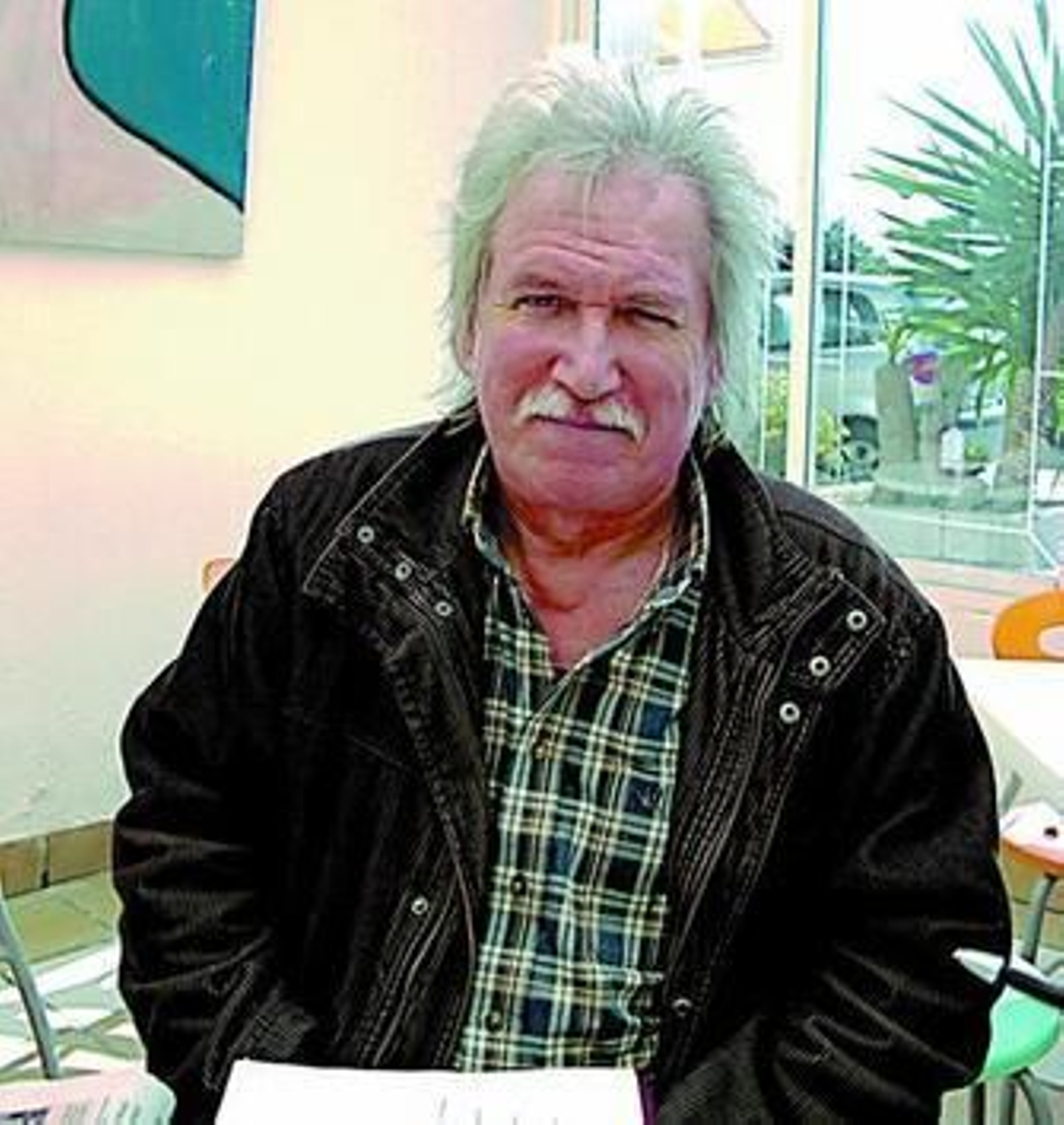 Mel Hughes, maestro de la Logia en Almería.