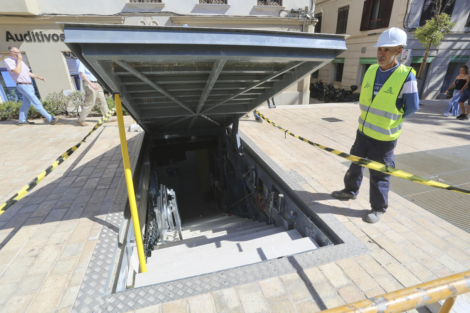 El Metro al Centro de Málaga: fotos de las estaciones Atarazanas y Guadalmedina El Metro al Centro de Málaga: fotos de las estaciones Atarazanas y Guadalmedina