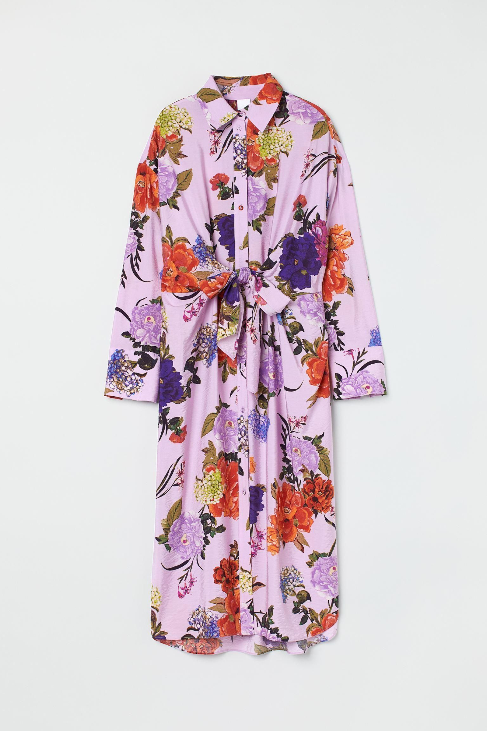 Vestido camisero de flores de H&M.