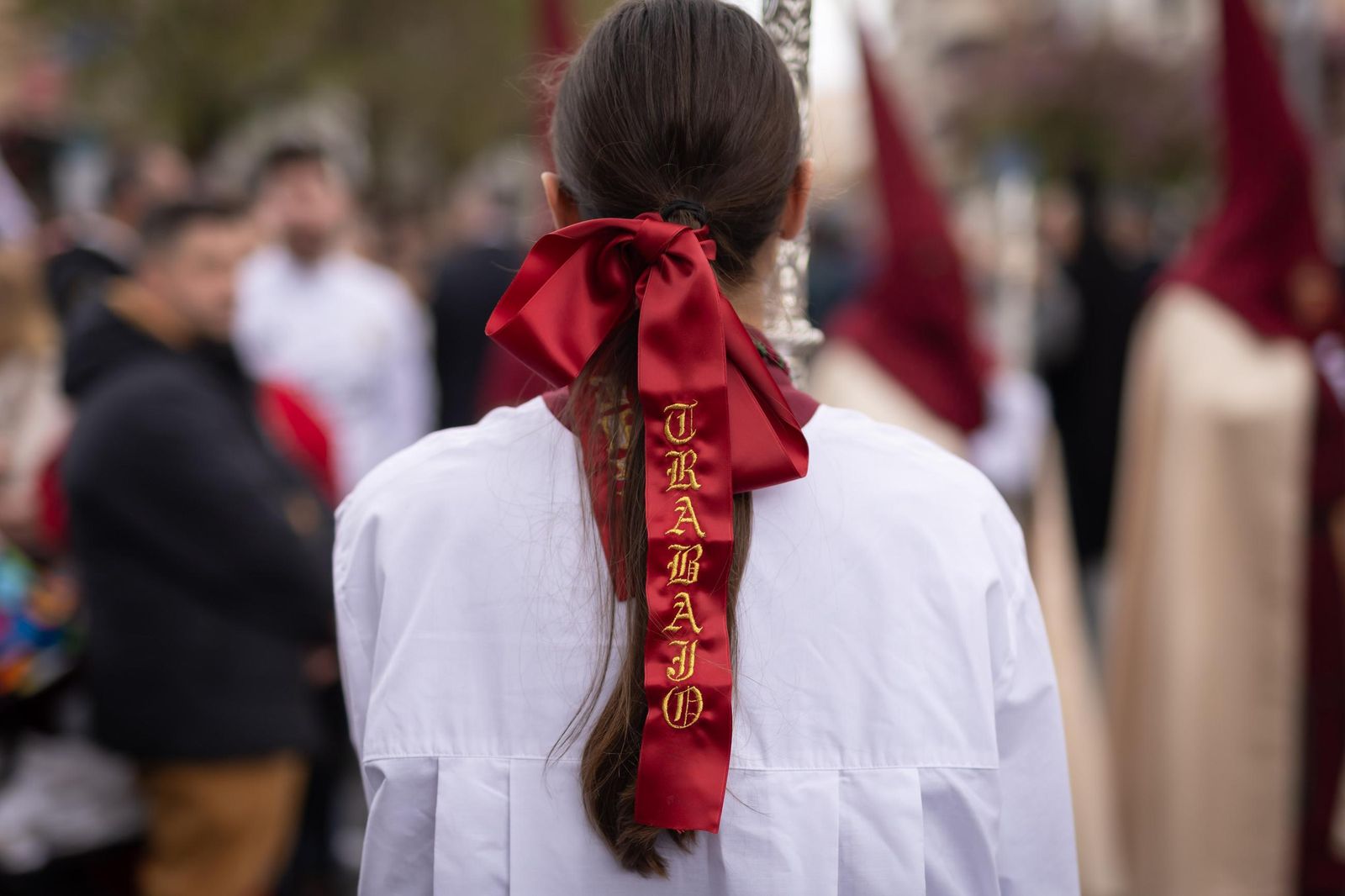 Así vivió Granada la salida de la Hermandad del Trabajo 2025