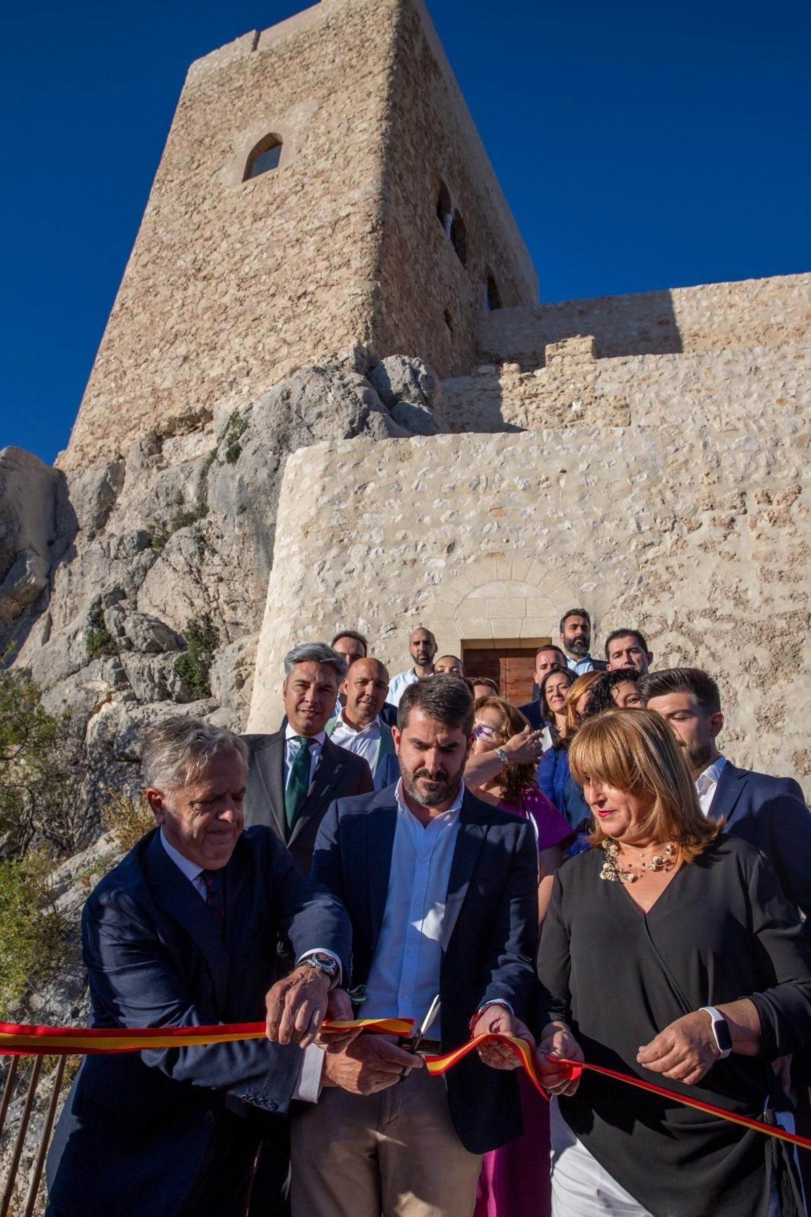 Inauguración oficial de la fortaleza tras su rehabilitación.