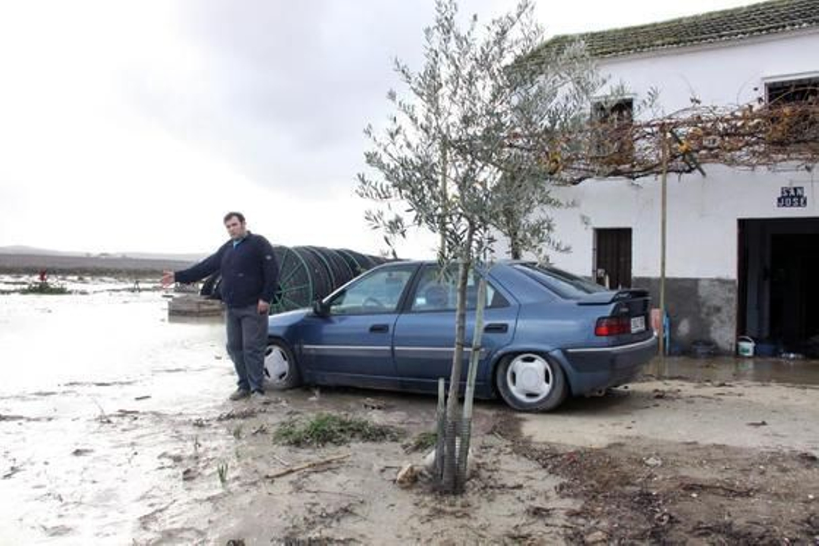 Inundaciones en numerosas fincas de Arroyo Salado.

Foto: Rafael Salido