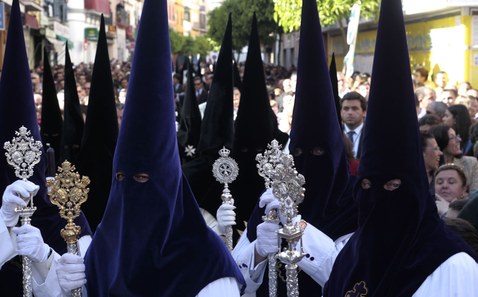 Hermanos de Montesión en la Semana Santa de 2010