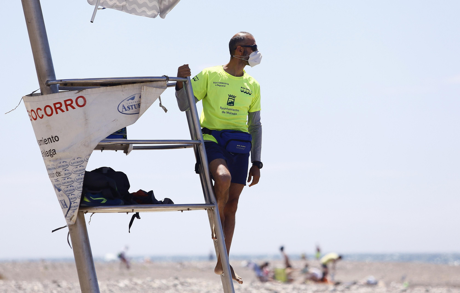 Primer domingo sin restricciones en la playa de Pedregalejo