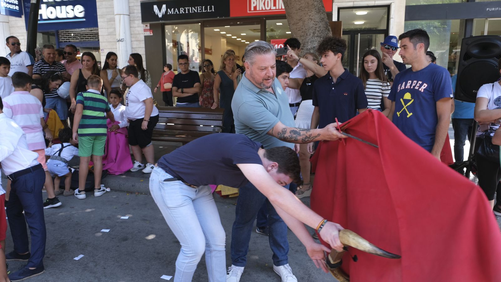 Imágenes de la exhibición de toreo de salón por la Escuela Taurina de Almería, en la Feria de Almería 2022