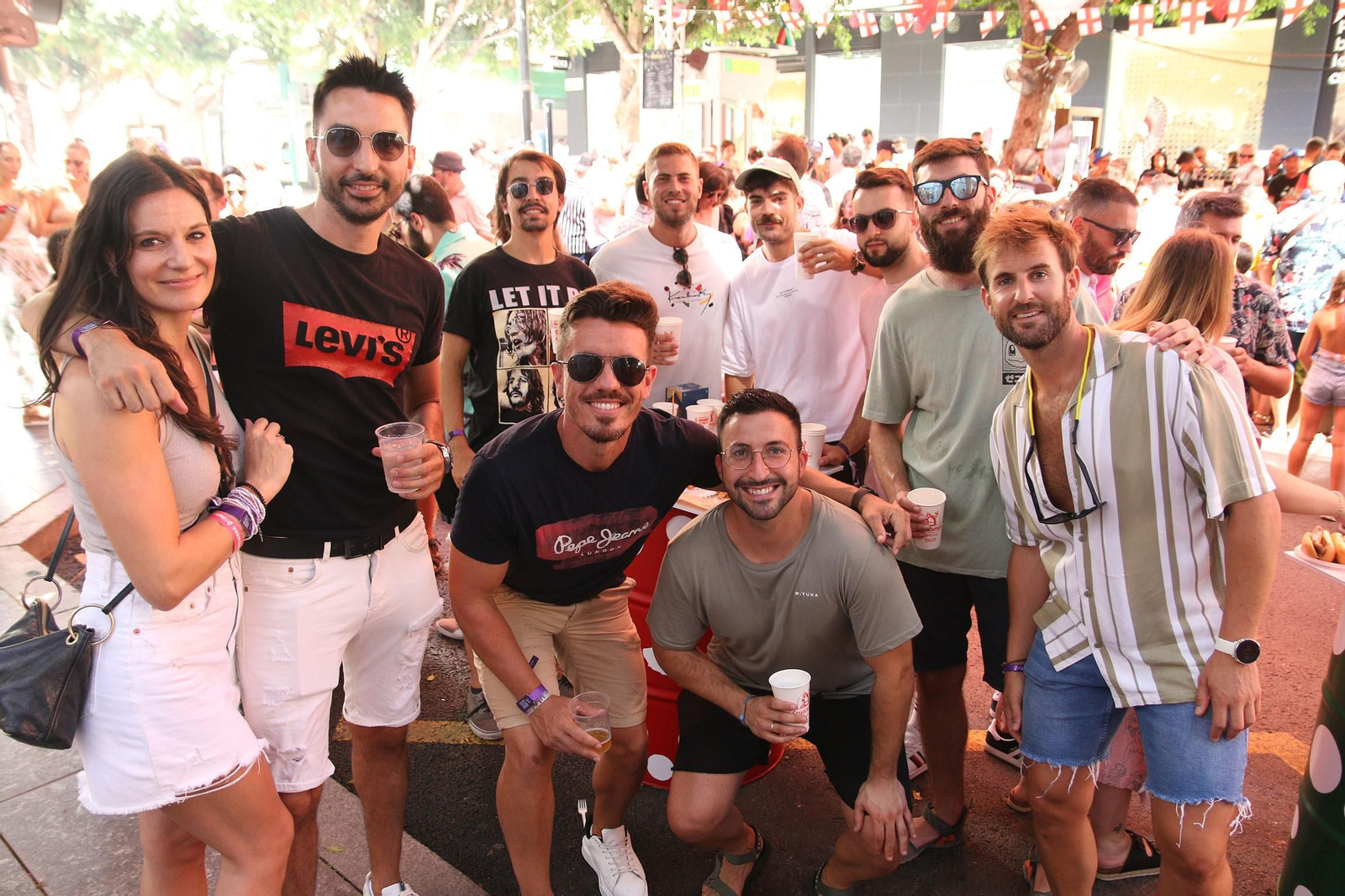 Las imágenes del lunes en la feria del mediodía