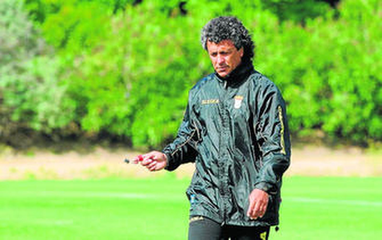 A siete puntos de abajo y de la Liga de Campeones