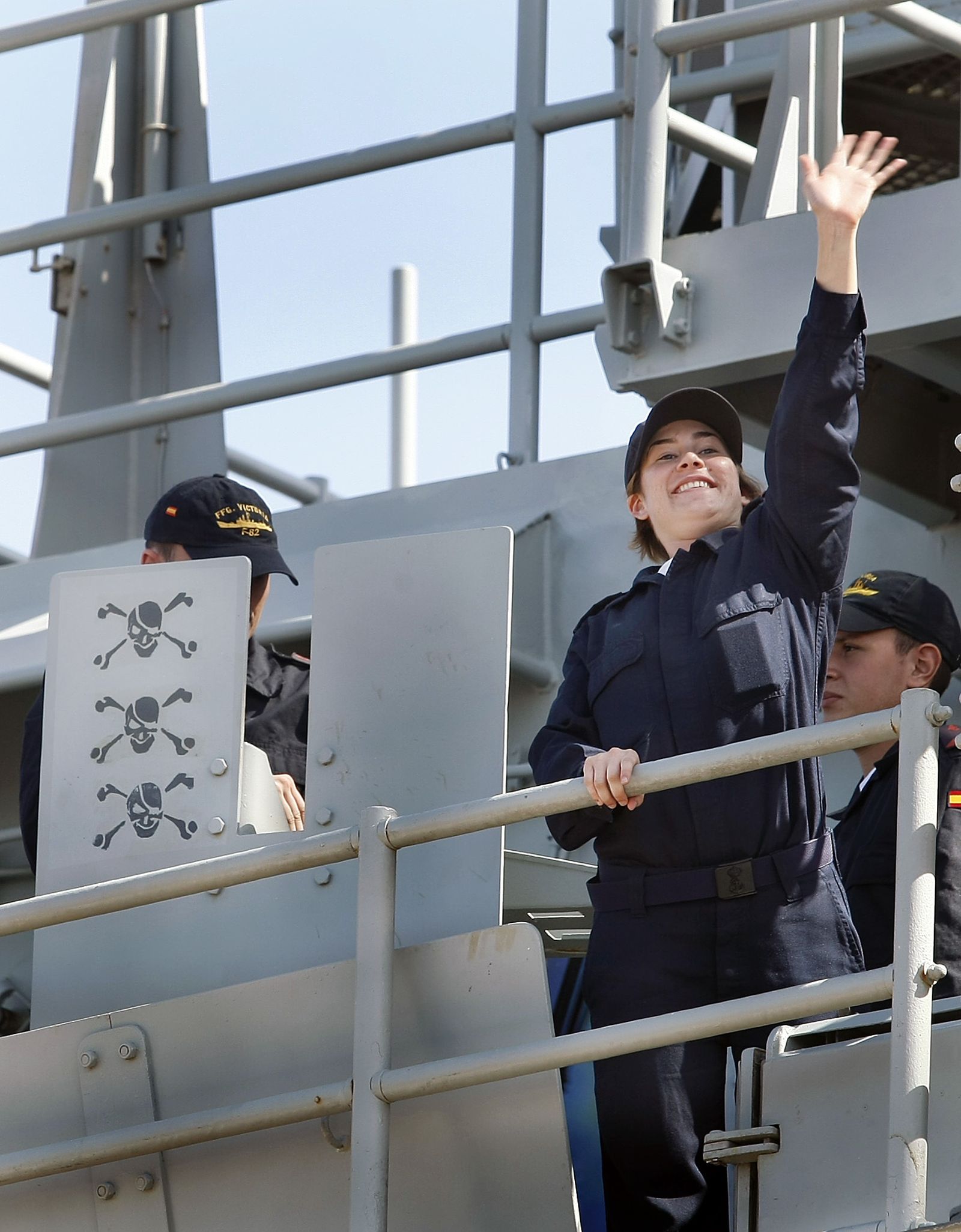 Una tripulante del 'Galicia', cuando regresó el pasado agosto a Rota.