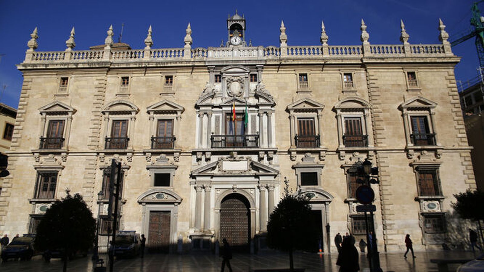 Piden cuatro años a treintena de acusados de defraudar prestaciones con contratos falsos en Granada