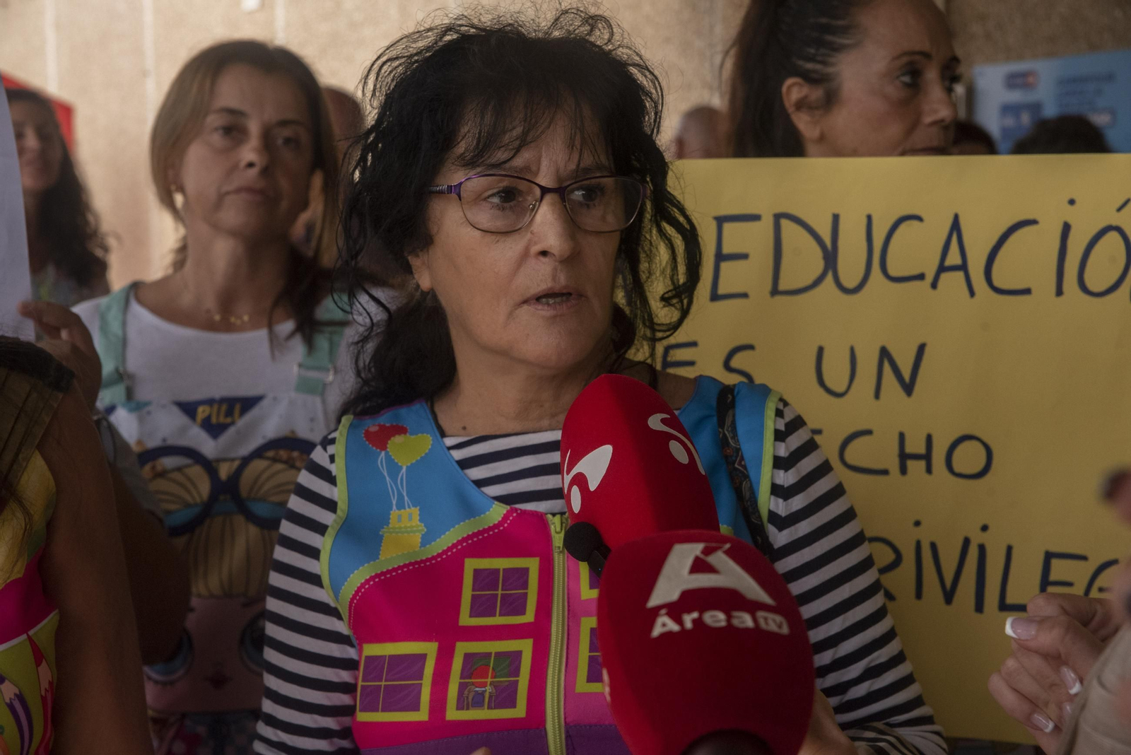 Las fotos de la concentración en La Línea contra el aumento de ratios y la falta de personal en las escuelas infantiles