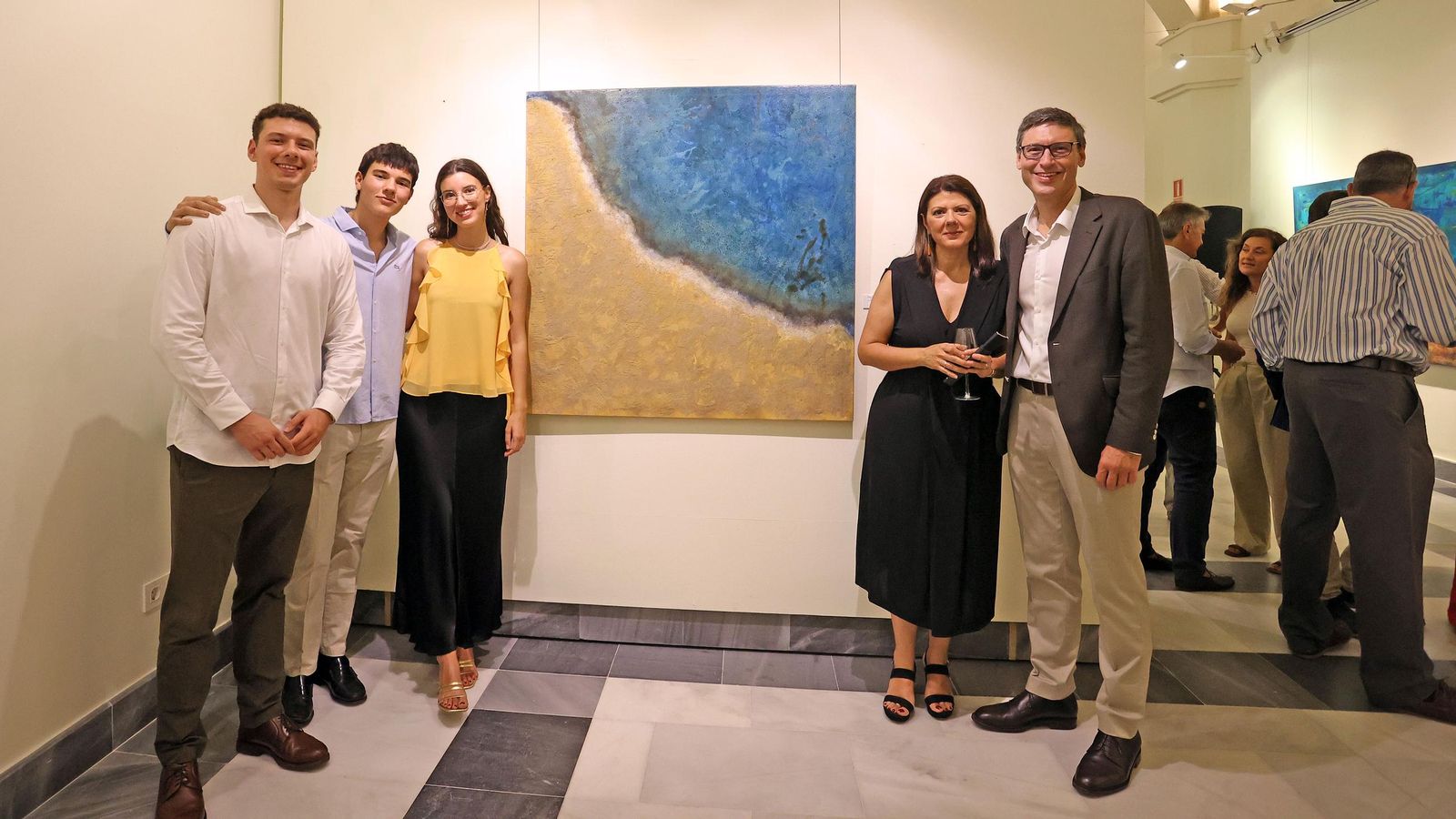 Imágenes de la exposición ‘Cádiz, viento, mar y vino’ de la artista Mariola Naranjo en los Claustros de Santo Domingo de Jerez
