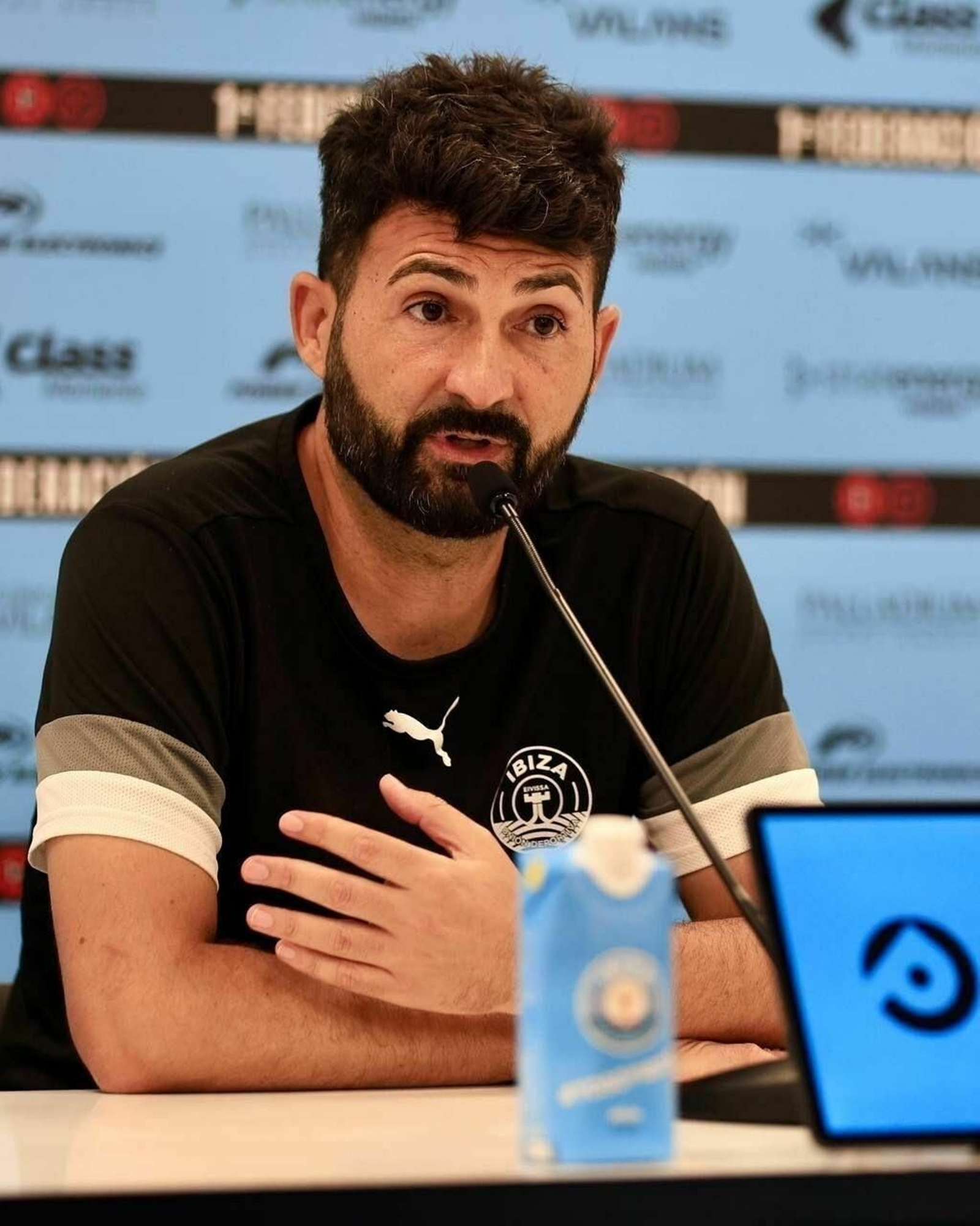 Fernández Romo espera al "increíble Málaga"