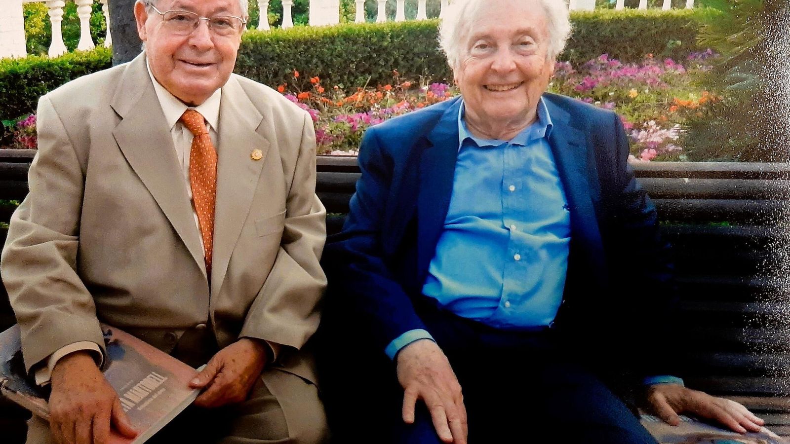 Leonardo Llorente con Eduardo Punset.