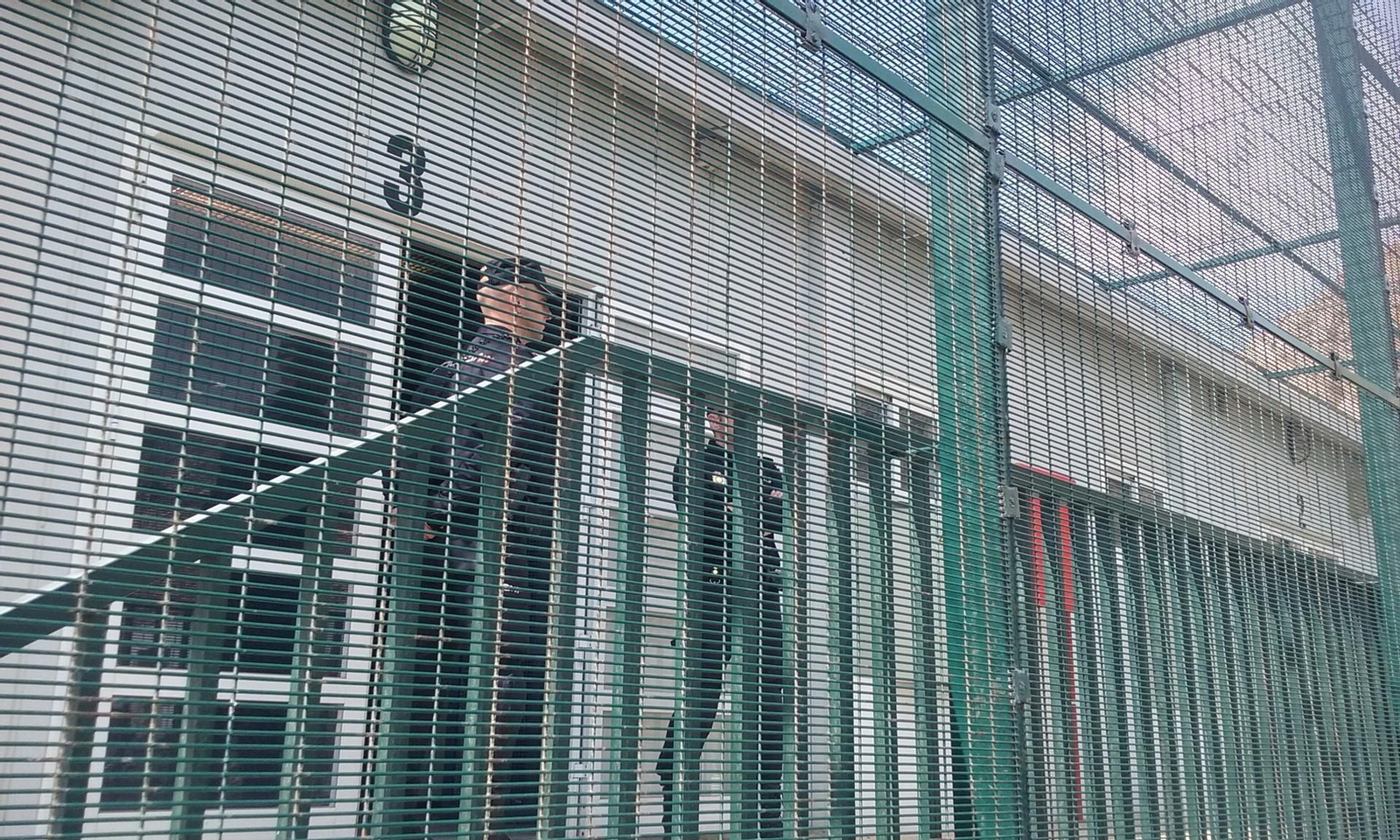 Módulos para extranjeros en el puerto de Almería, provincia que no cuenta con un CIE.