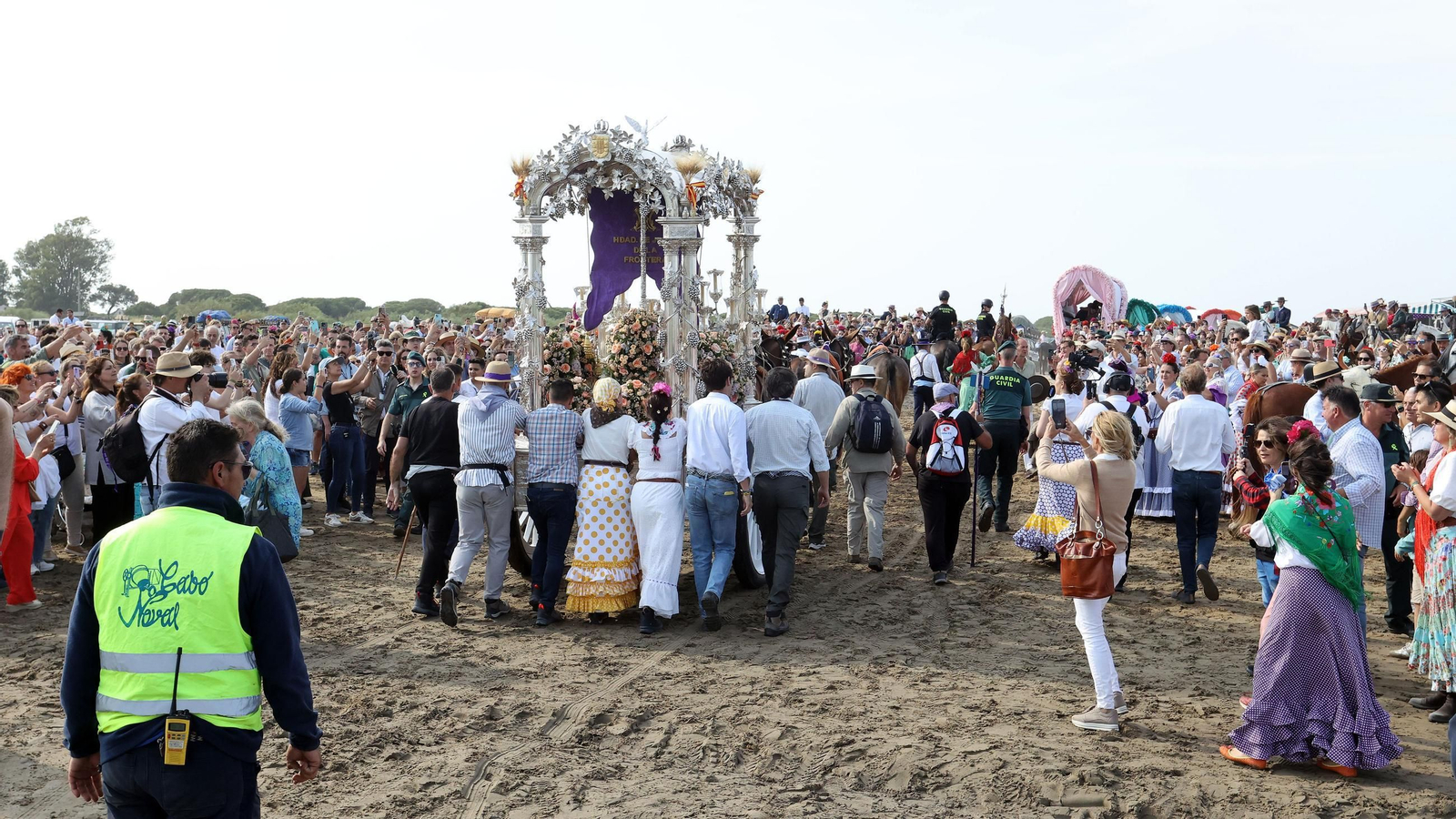 La Hdad del Rocío de Jerez de Bajo Guía a Doñana