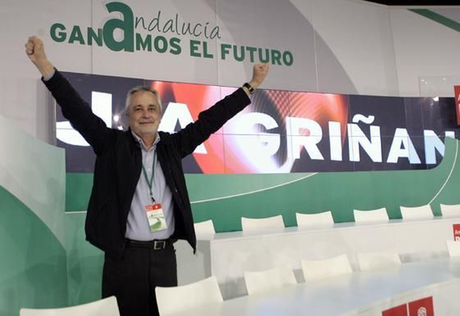 Griñán, durante la presentación de su candidatura ante el plenario. / Juan Carlos Muñoz