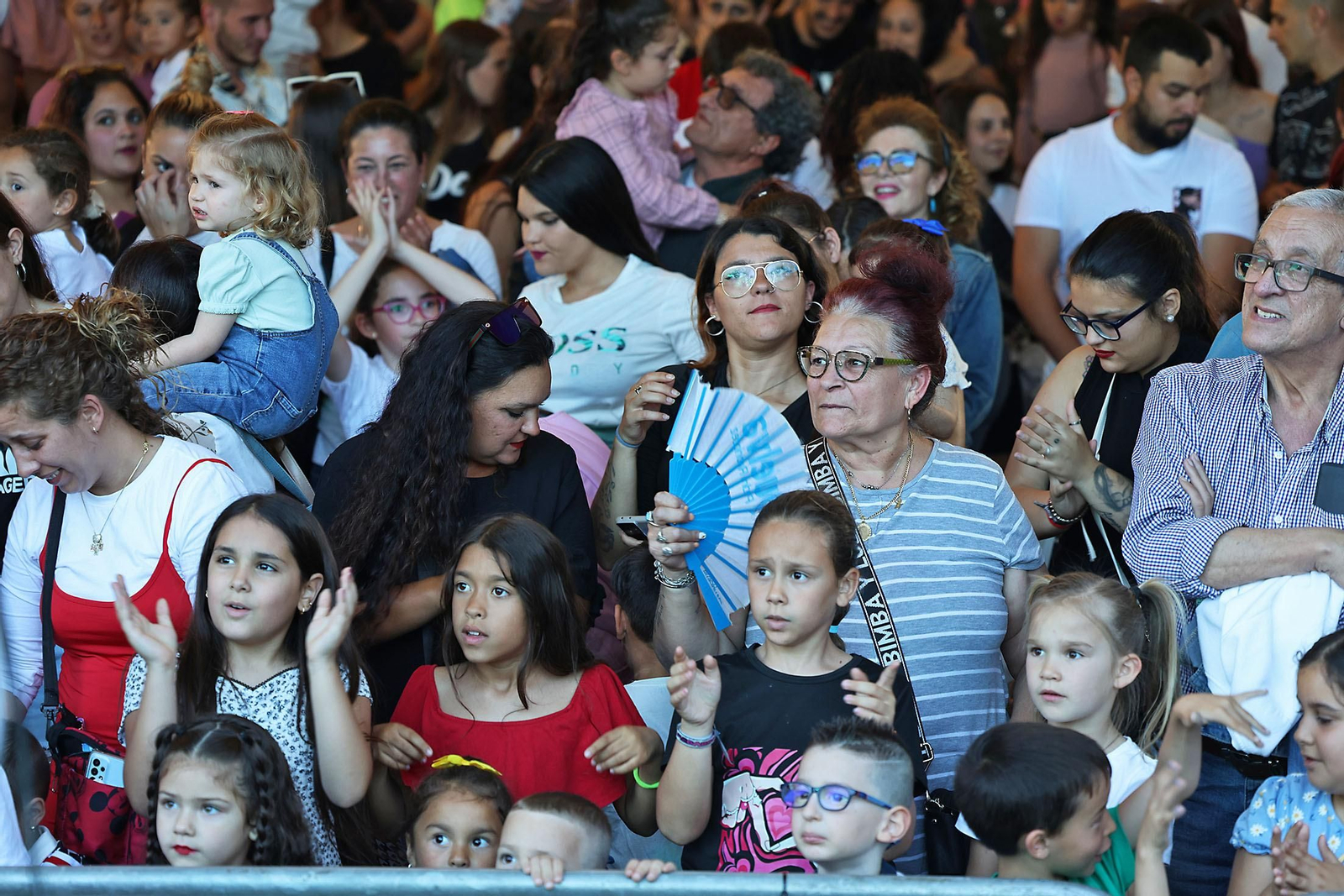 Imágenes del Festival Mundial de Foodtrucks y los cantajuegos DIsney en Huelva