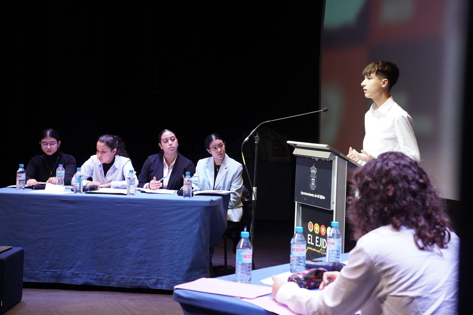 III Torneo de Debate con siete centros educativos participantes.