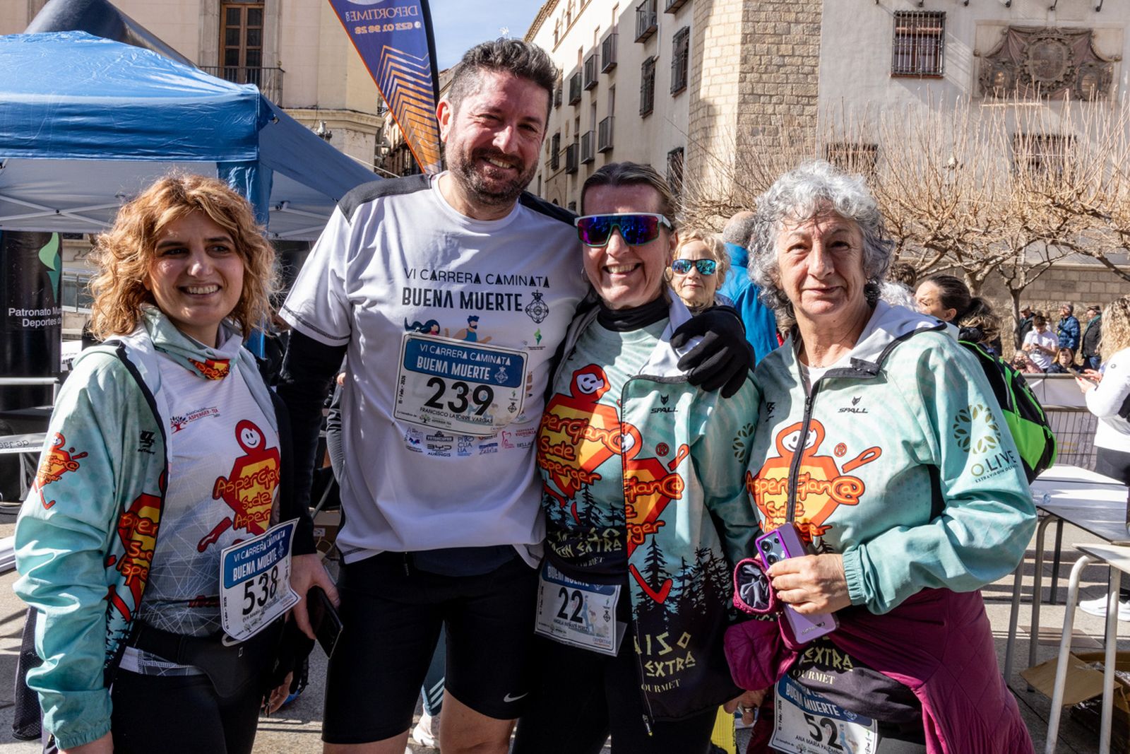 En imágenes: deporte y solidaridad se dan la mano en la VI Carrera-Caminata de la Hermandad de la Buena Muerte (2)