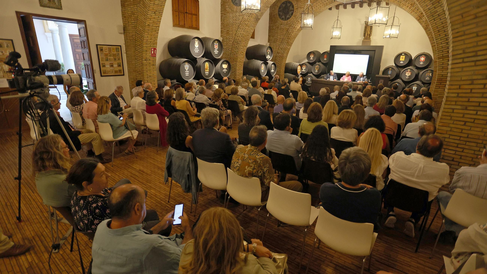 Cátedra del Vino 2024 por Luis García Ruiz en el Consejo Regulador del Vino de Jerez