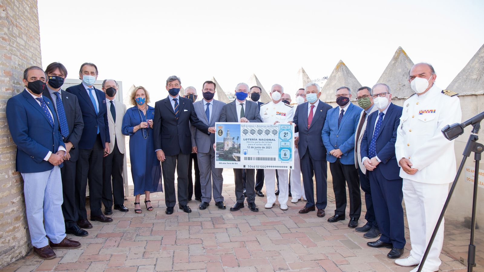 Presentación del sorteo de la Lotería Nacional dedicado al VIII Centenario de la Torre del Oro.