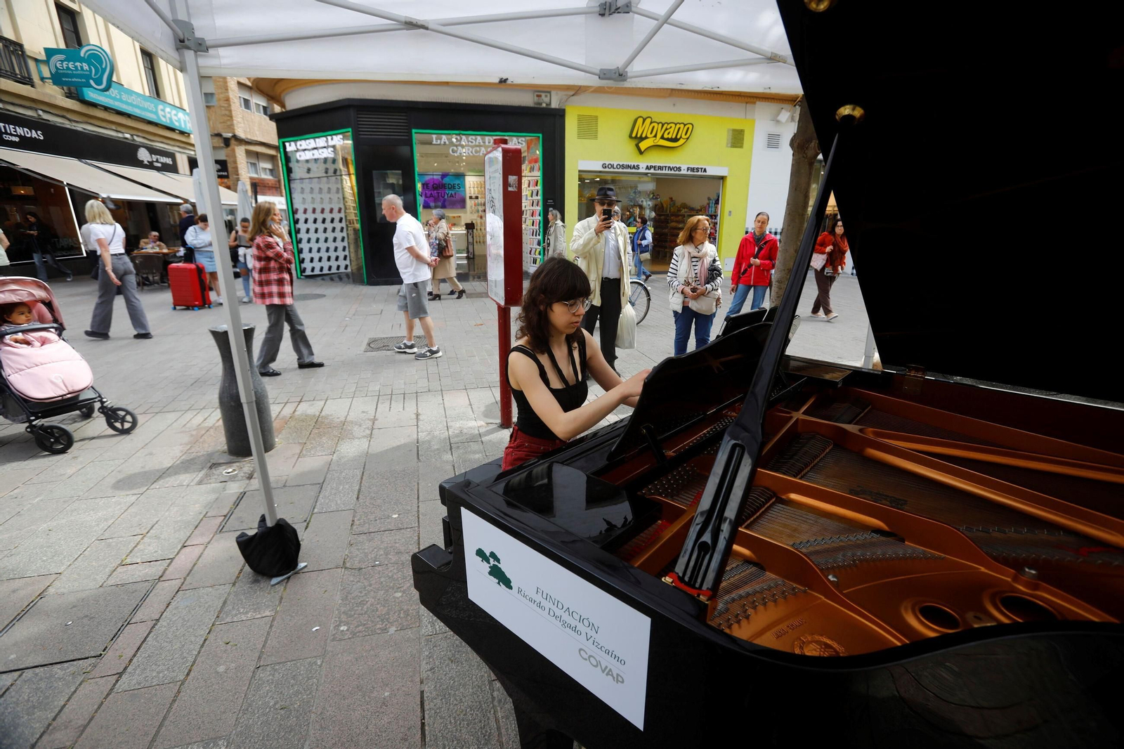 Córdoba se llena de música con la iniciativa 'Pianos en la calle'